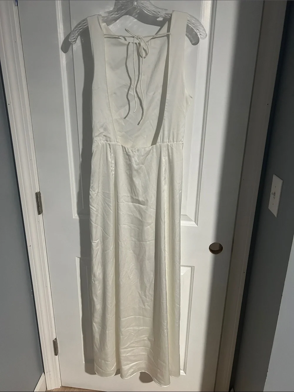 Abercrombie & Fitch Ivory Satin Maxi Dress